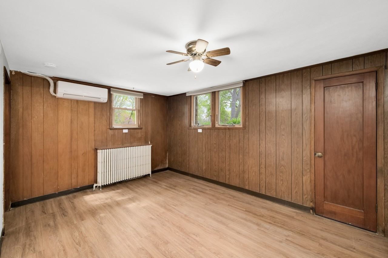 895 Humboldt Ave - Photo 7 of 12