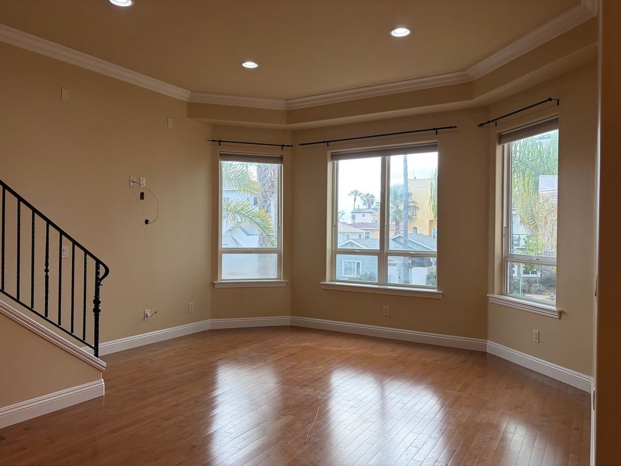 211 Windward Way - Photo 7 of 25