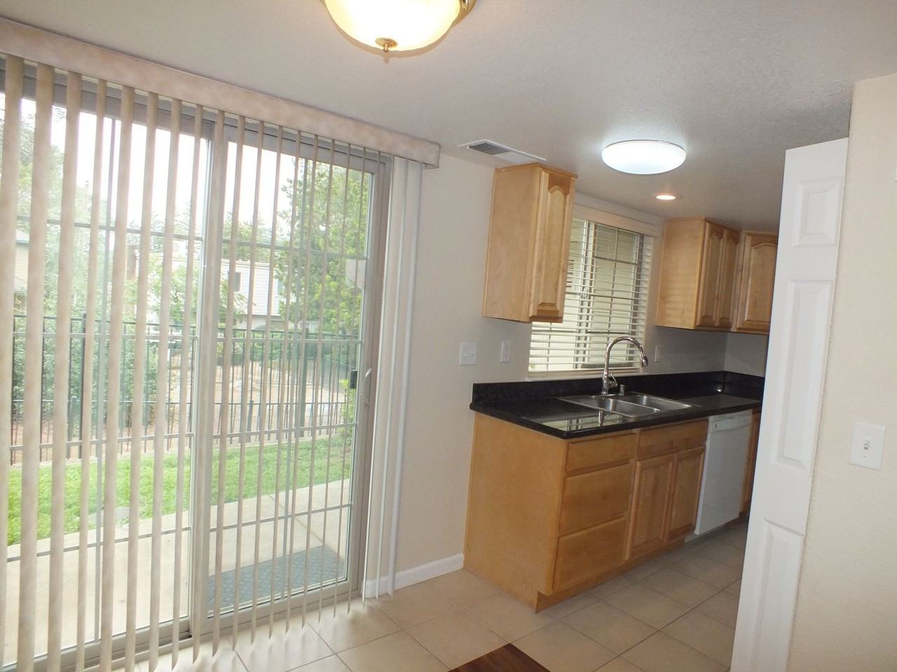 3958 Lancelot Ct #D3 - Photo 6 of 11