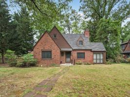 featured image of 4409 Beechwood Rd
