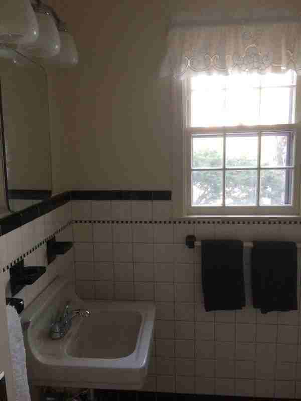 16 Thomson Rd - Photo 4 of 15