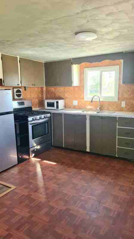 201 E Starcher Ave - Photo 5 of 25