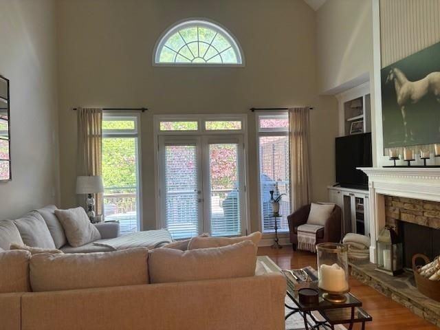 4061 Glen Vista Ct - Photo 3 of 17