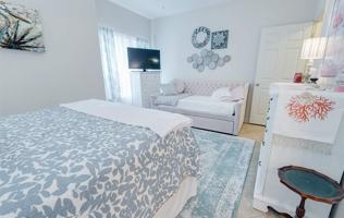 featured image of 1701 E 1st St