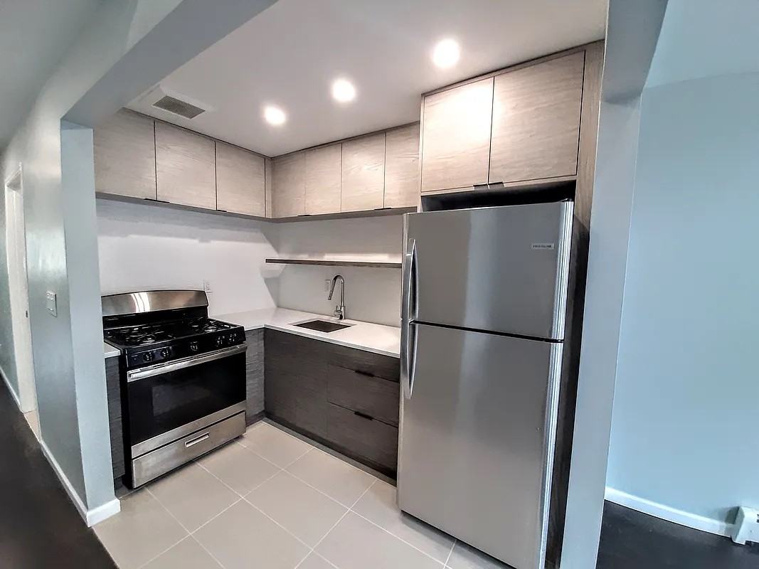 16 East 29th Street #2 - Photo 2 of 6