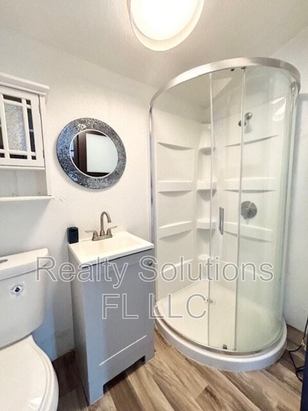 418 Daytona St - Photo 5 of 12
