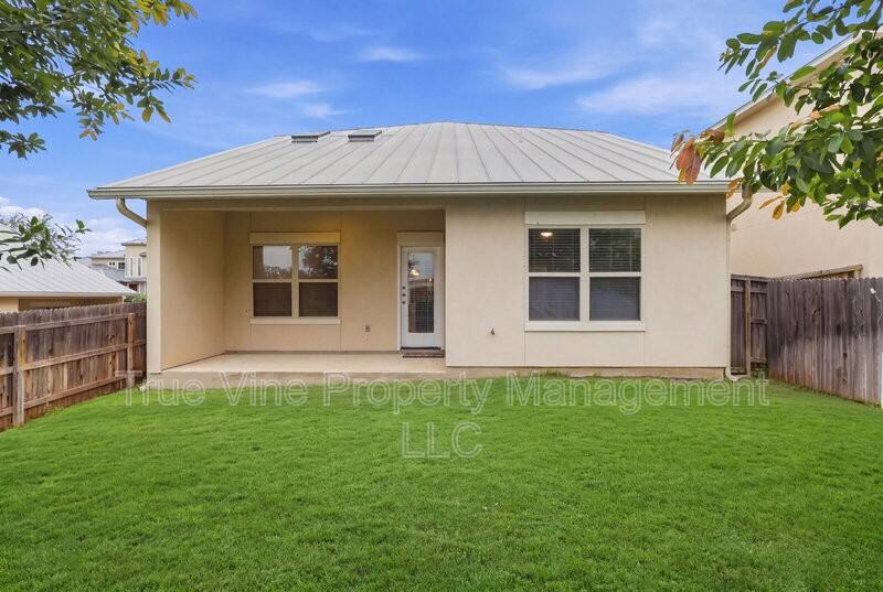 103 Tranquil Ter - Photo 4 of 28