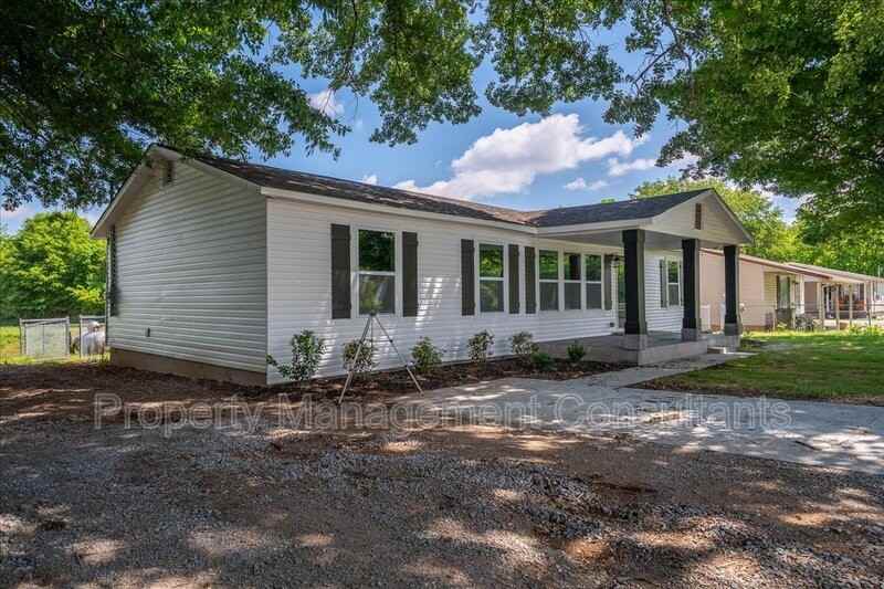789 Little Cove Rd - Photo 3 of 23