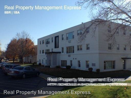 2428 W Kenwood Manor - Photo 2 of 31