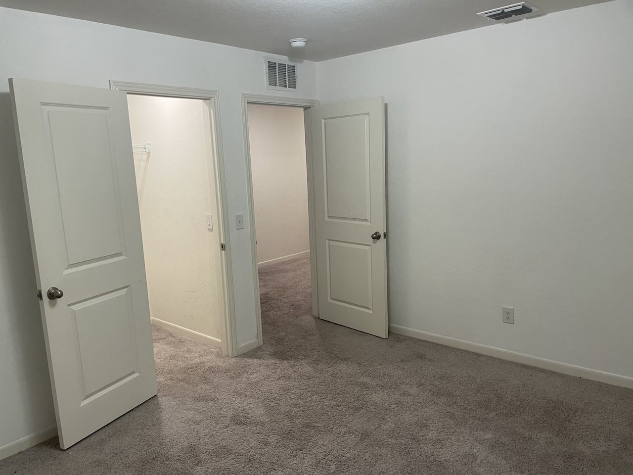 13539 Lunar Lgt #NA - Photo 7 of 20