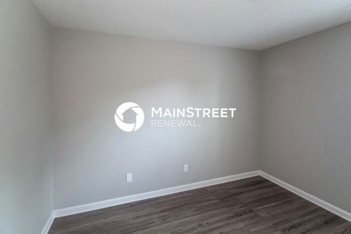 6595 Shaker Ln - Photo 6 of 16