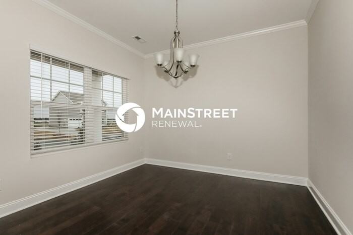 2127 Vecchio Dr - Photo 5 of 17