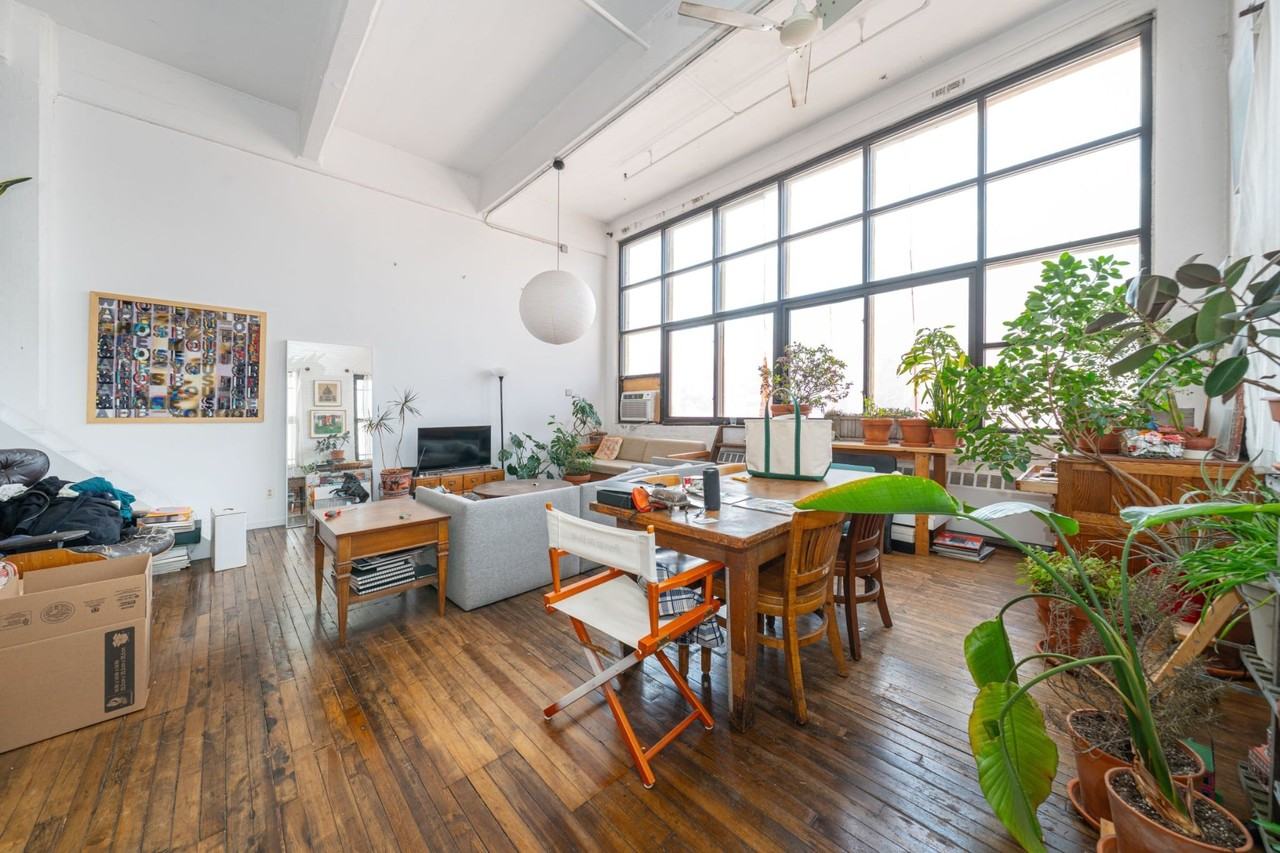 5 Delevan St #2P - Photo 2 of 11