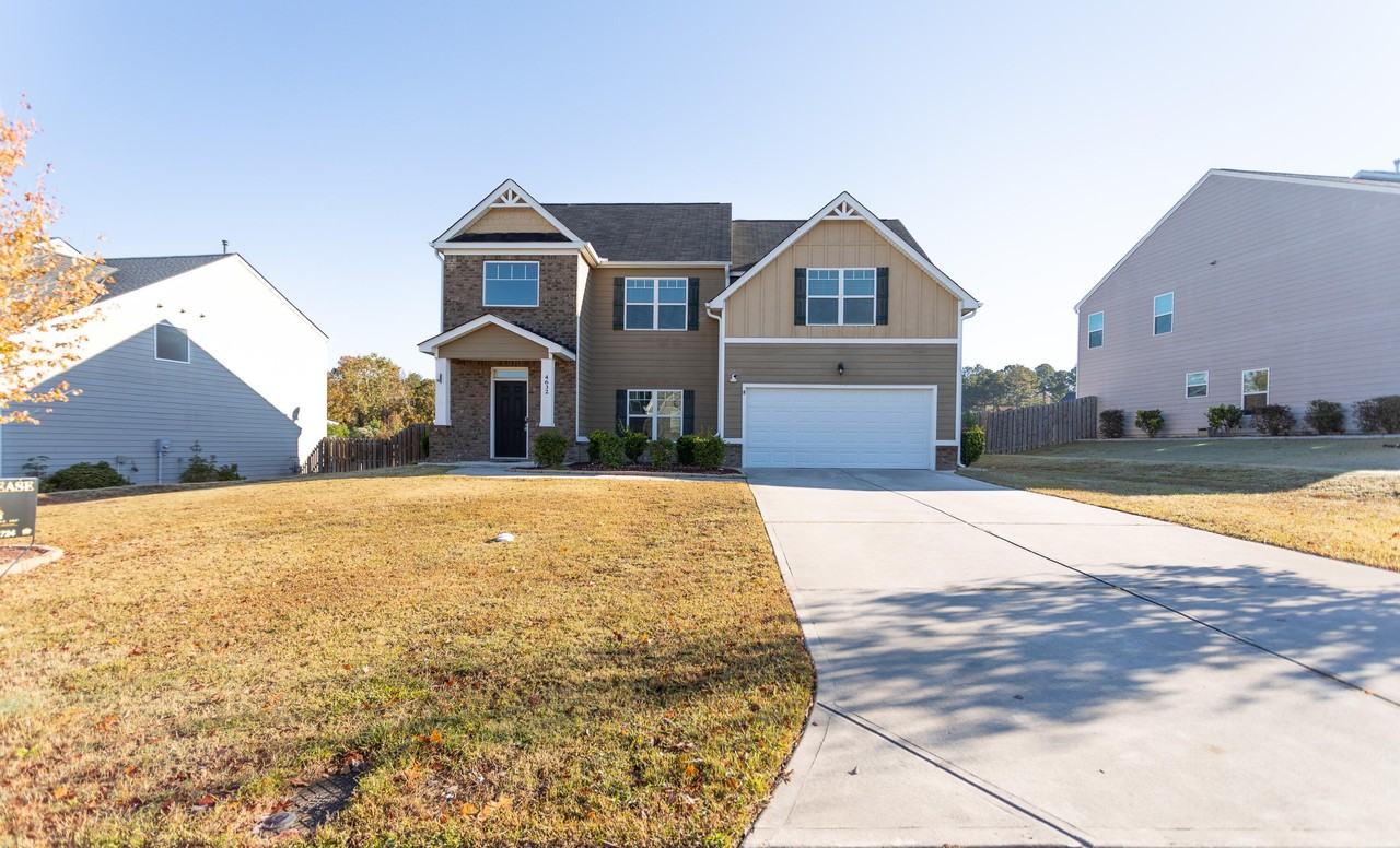 4632 Southwind Rd - Photo 2 of 48