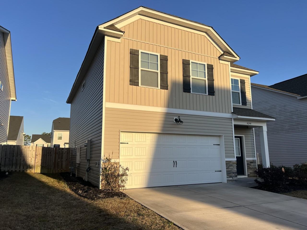 4044 Thimbleberry Dr - Photo 3 of 33