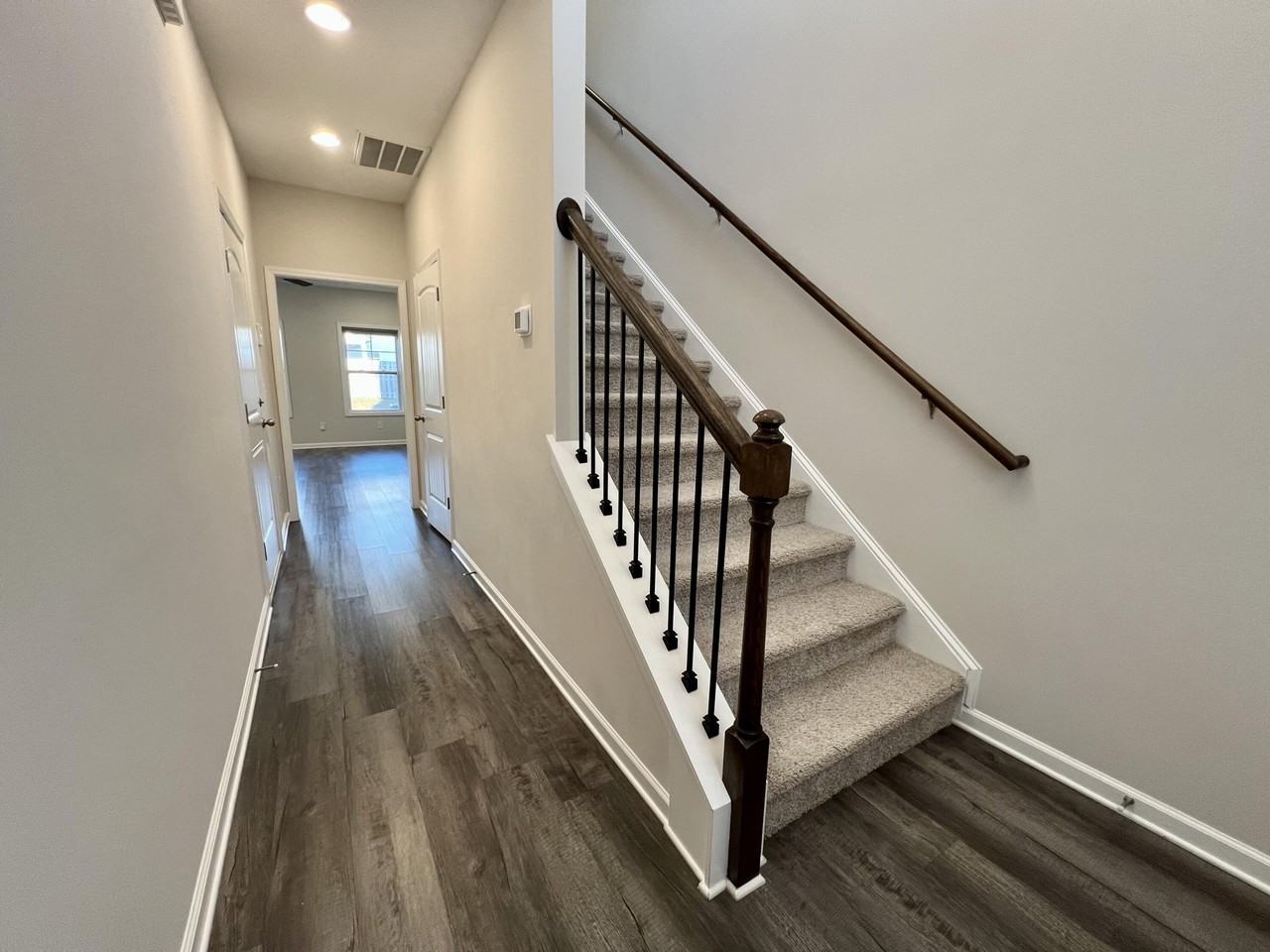 4044 Thimbleberry Dr - Photo 4 of 33