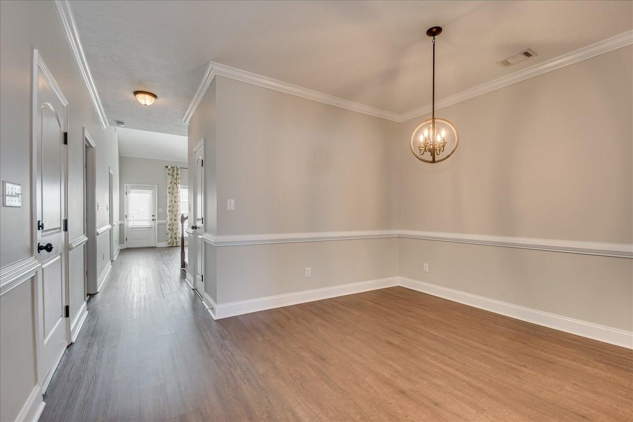 317 Buxton Ln - Photo 6 of 34