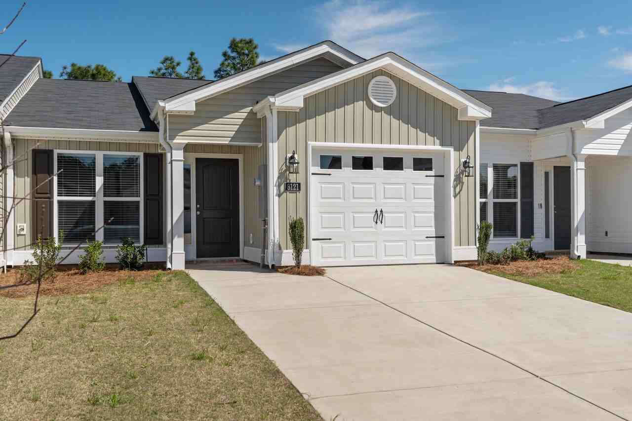 8121 Bannock Cir - Photo 5 of 39