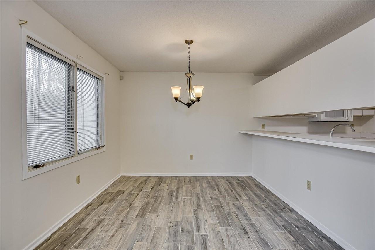 3220 Summerchase Cir - Photo 7 of 28