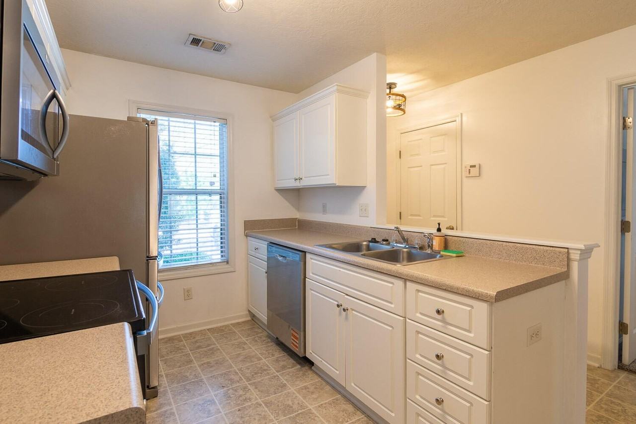 5281 Aruba Cir - Photo 4 of 18