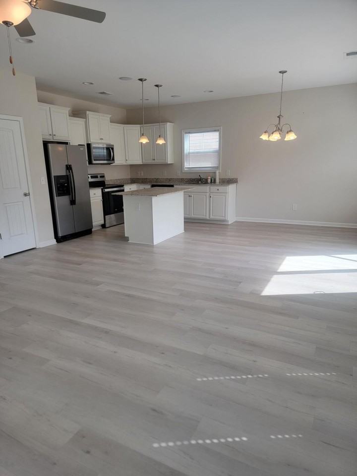 4119 Thimbleberry Dr - Photo 5 of 34