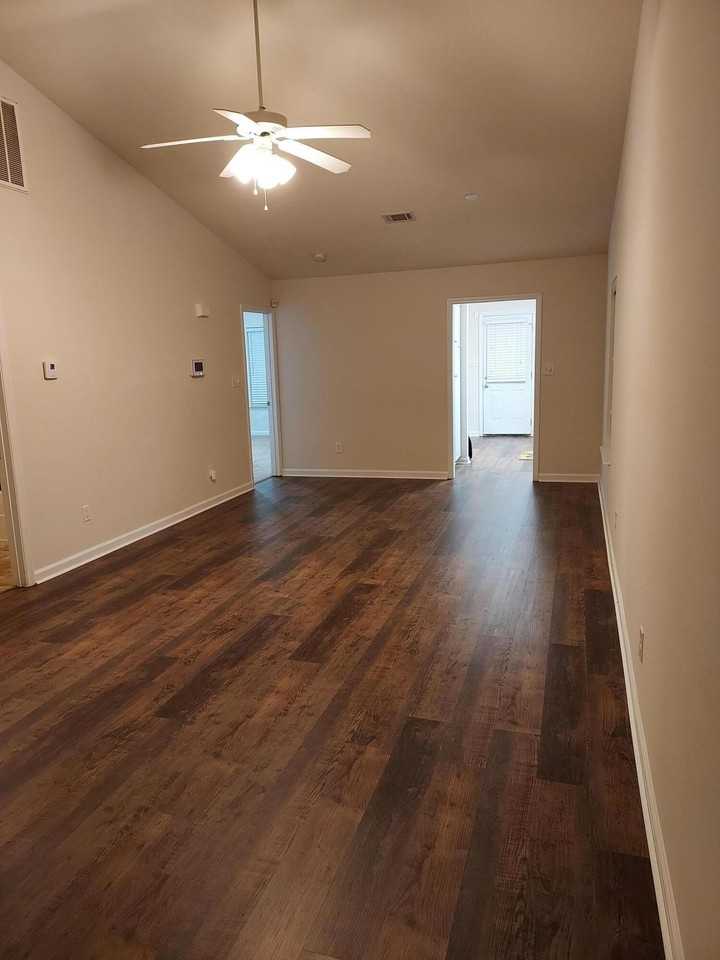 665 Brook Trl - Photo 3 of 16