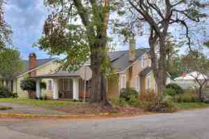 featured image of 978 Heard Ave