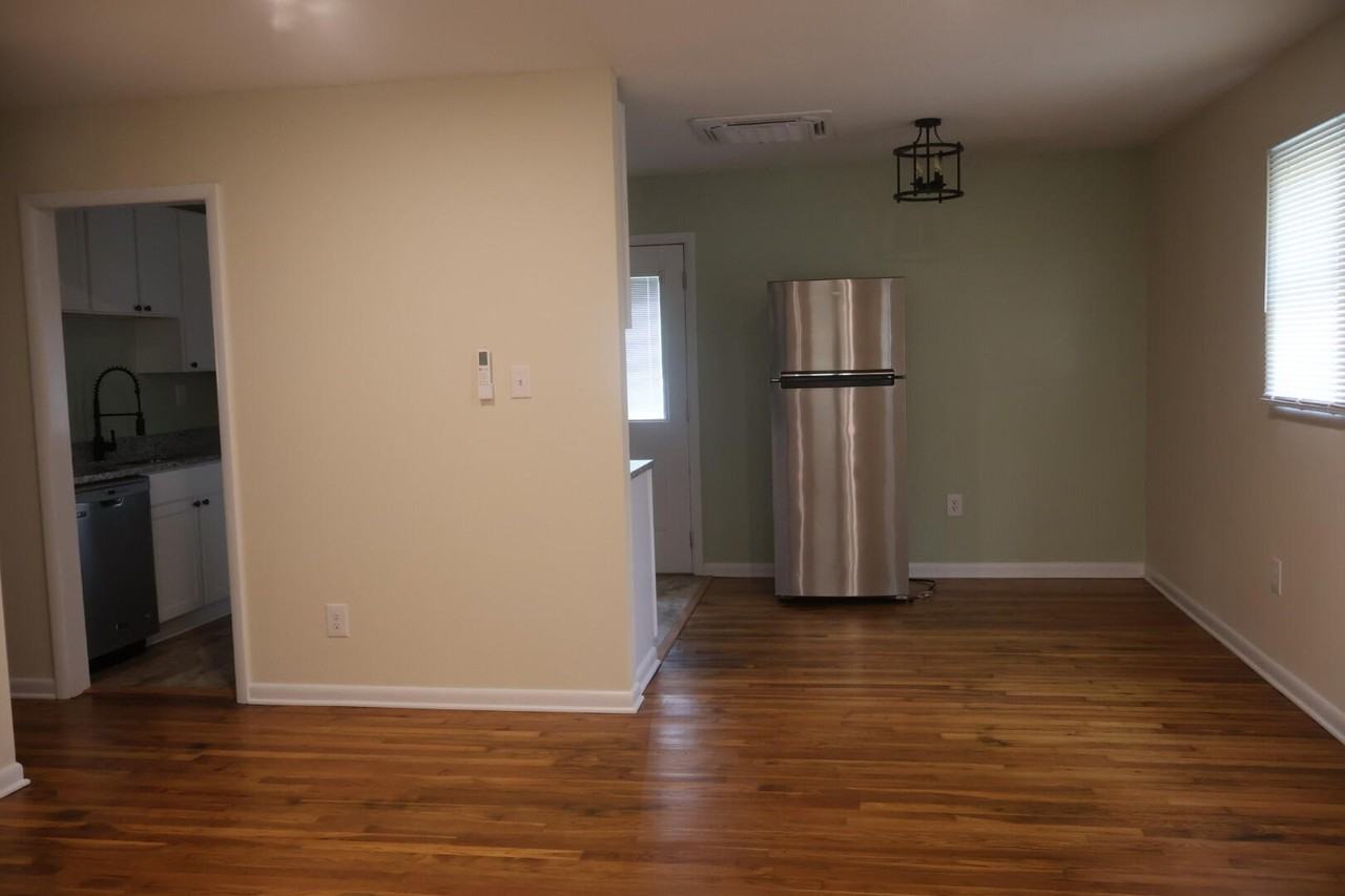 101 Stanley Dr - Photo 5 of 16