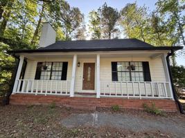 featured image of 210 Foxdale Dr