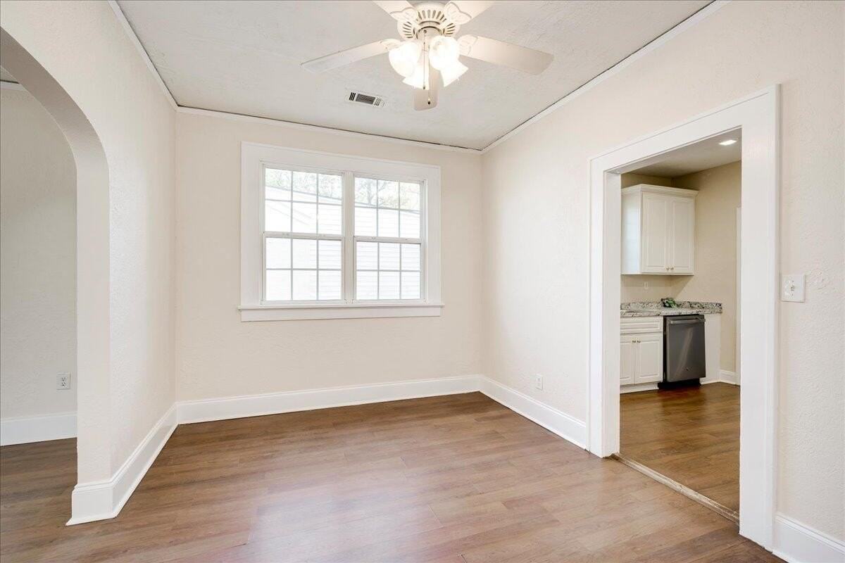 1918 Ohio Ave - Photo 6 of 16