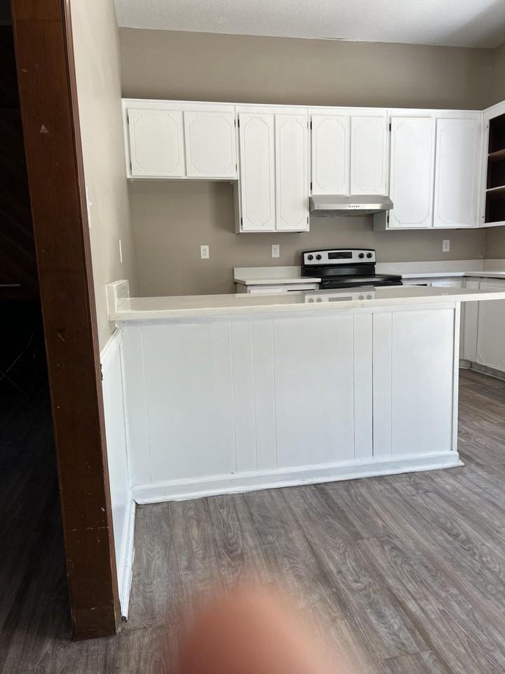 3532 Edmonton St - Photo 6 of 16