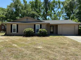 featured image of 4532 Hillside Dr