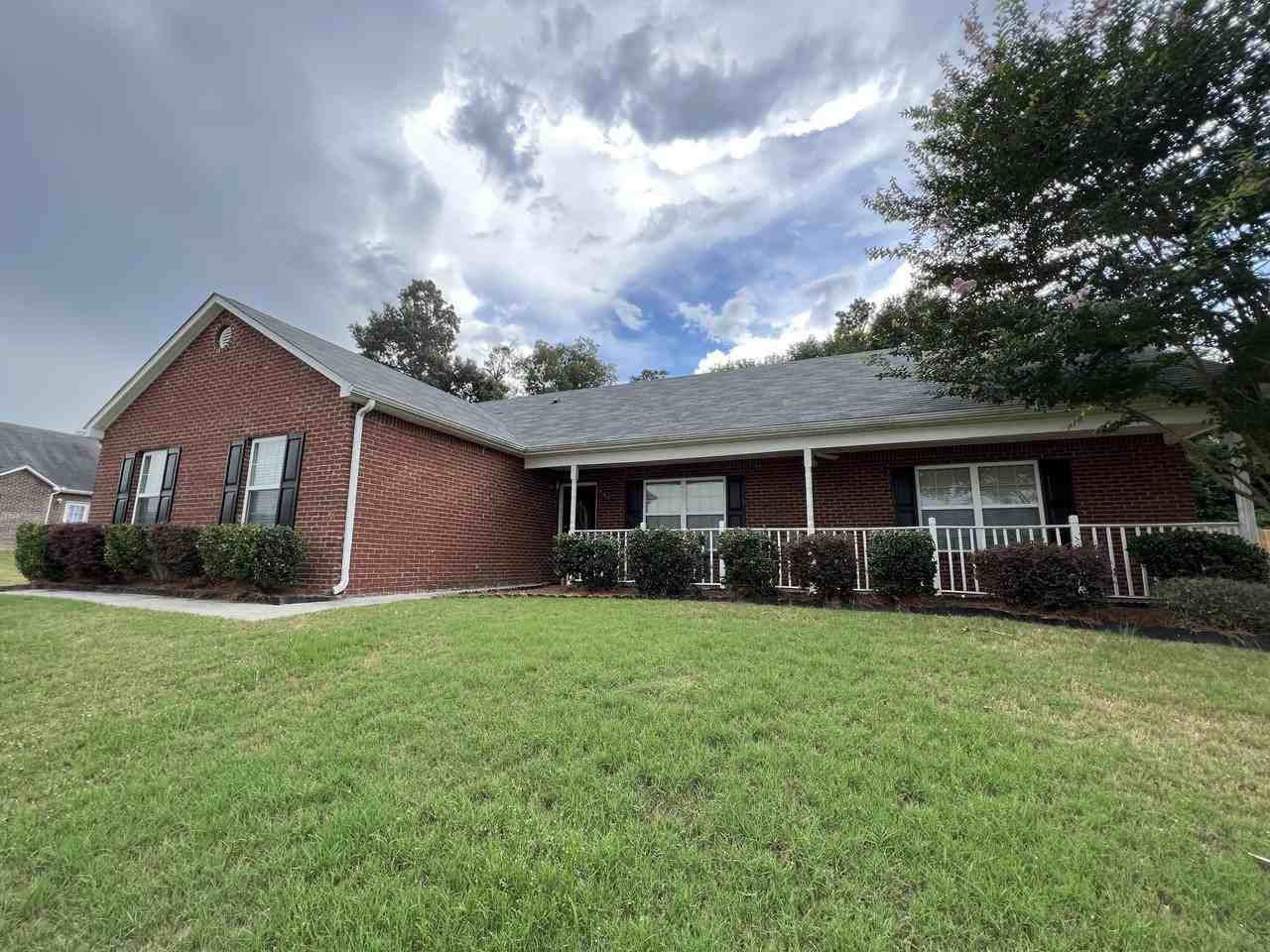 707 Porter Ln - Photo 3 of 42