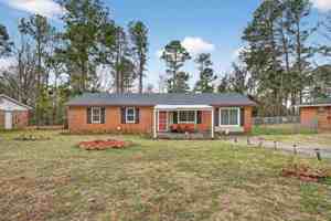 featured image of 2914 Cumberland Dr