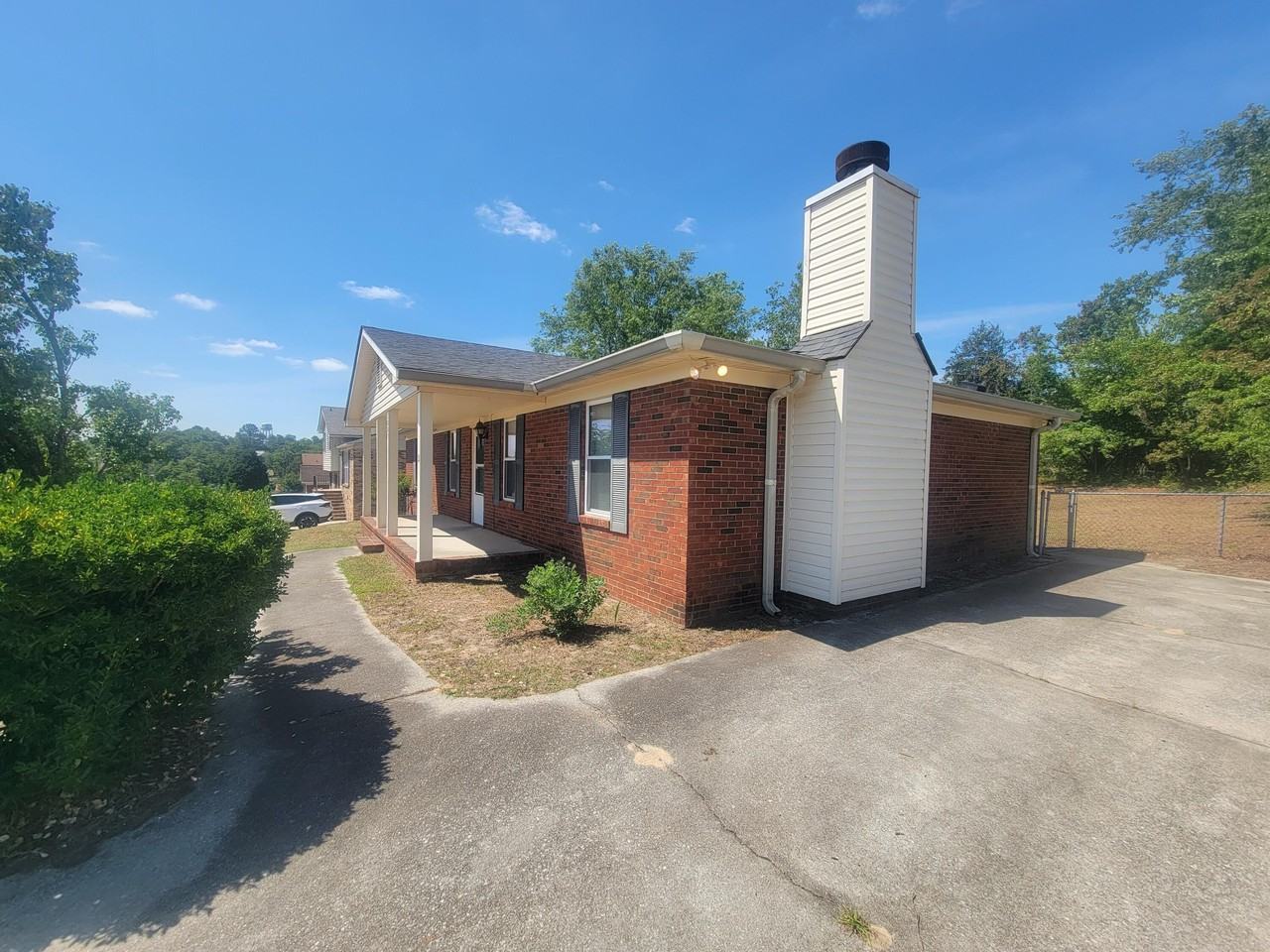 2803 Ptarmigan Rd - Photo 2 of 20