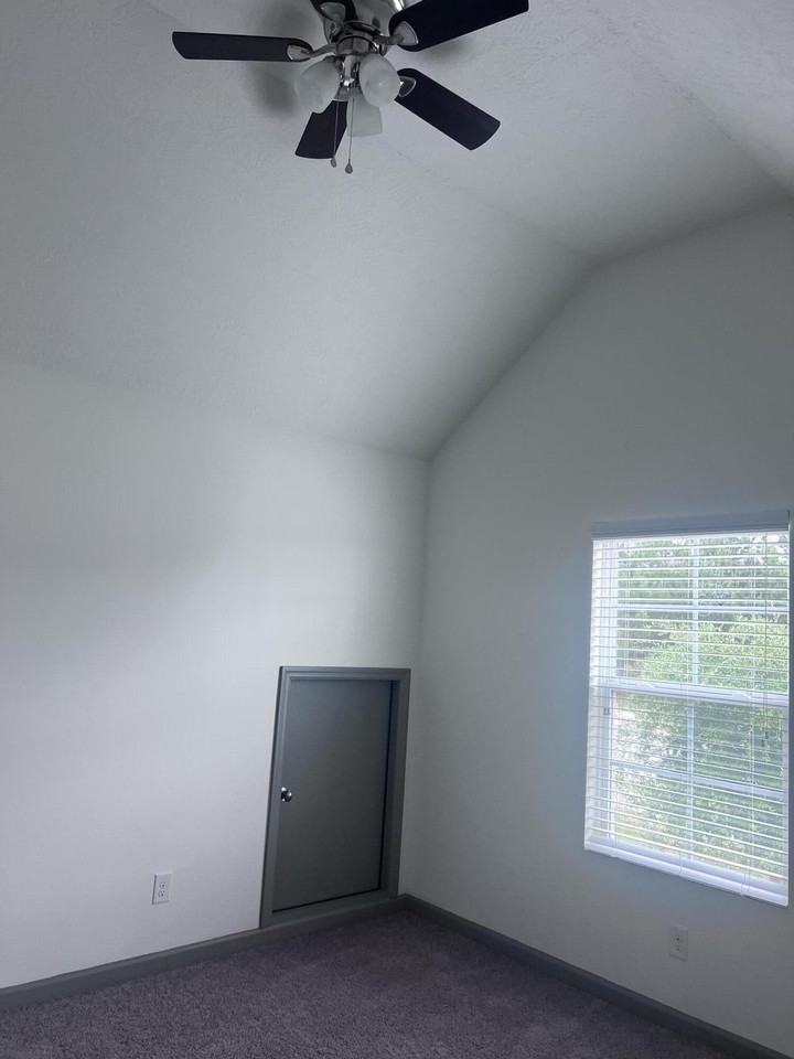 703 Buddy Ct - Photo 6 of 8