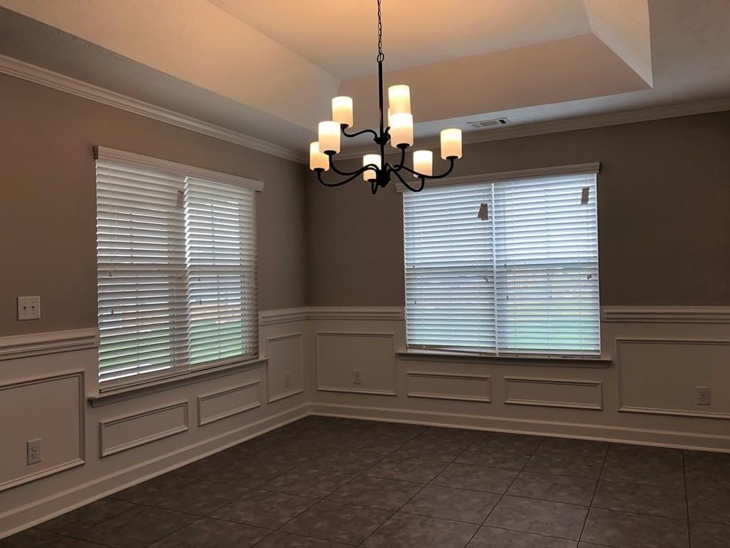 5029 Copse Dr - Photo 4 of 18