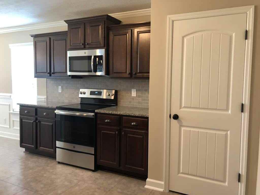 5029 Copse Dr - Photo 5 of 18