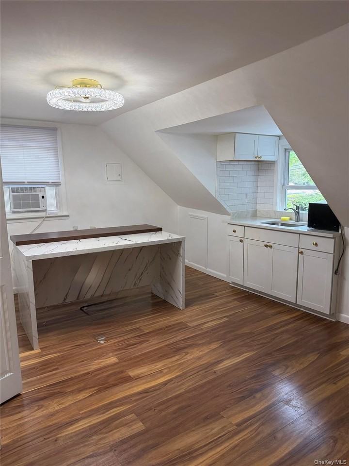 13 Cedarwood Dr - Photo 3 of 11