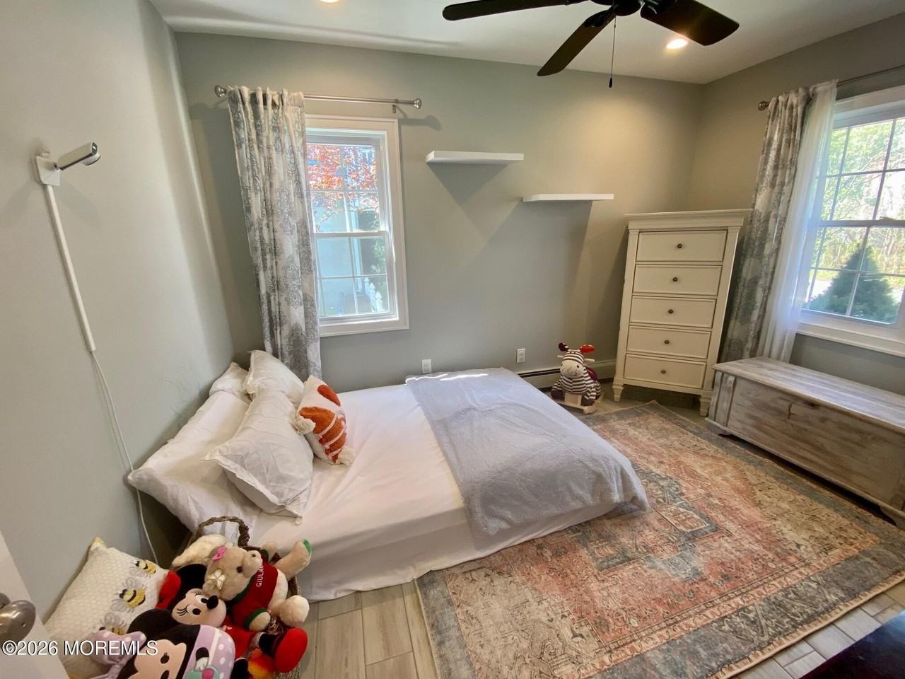 27 Spring Ave - Photo 4 of 27