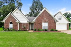 featured image of 7576 Delta Lakes Blvd