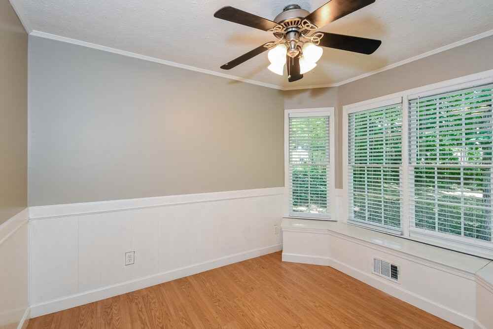 503 Brooksdale Dr - Photo 7 of 17