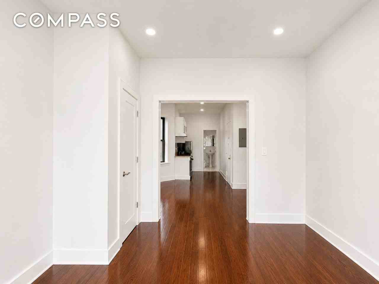 1968 3rd Ave #9 - Photo 5 of 9