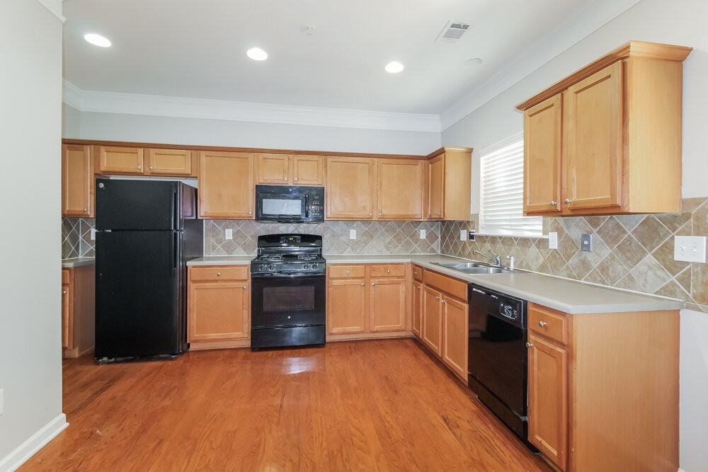 2032 Appaloosa Way - Photo 7 of 17