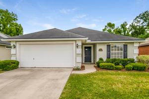 featured image of 12100 Hayden Lakes Cir