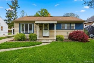 1561 E Webster St - Photo 1 of 1