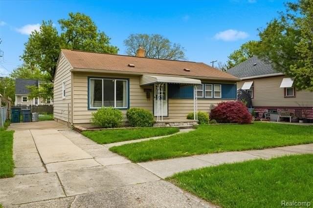 1561 E Webster St - Photo 2 of 19