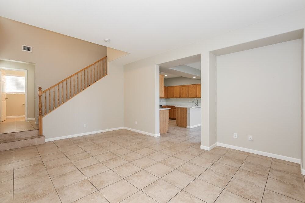 4408 Acropolis Ave - Photo 5 of 17
