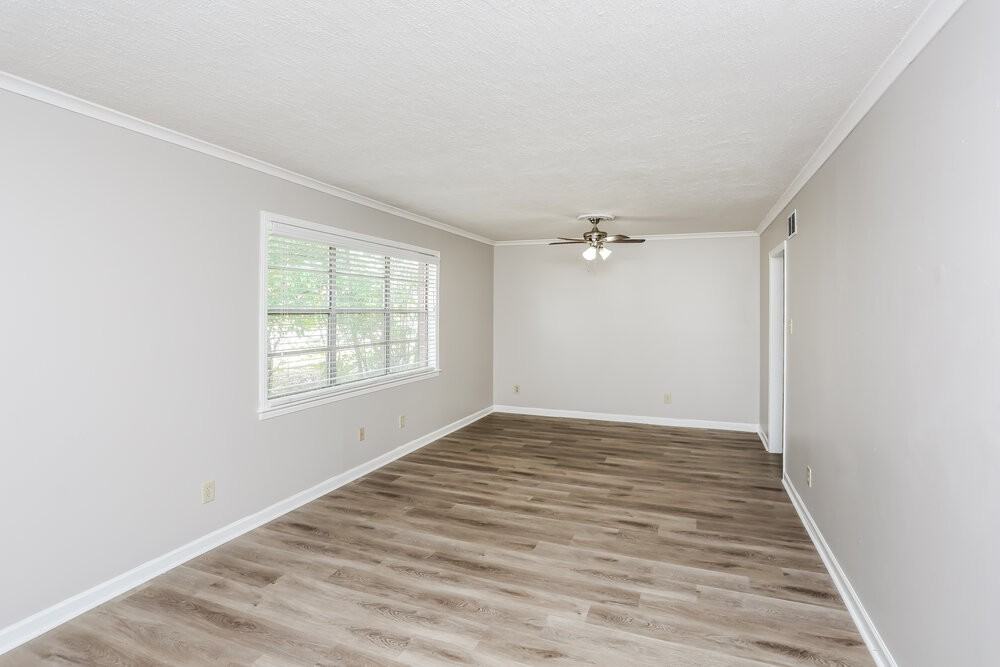 3259 Powers Rd - Photo 6 of 18