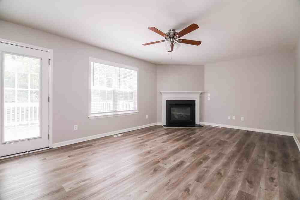 6532 Austin Creek Dr - Photo 4 of 17